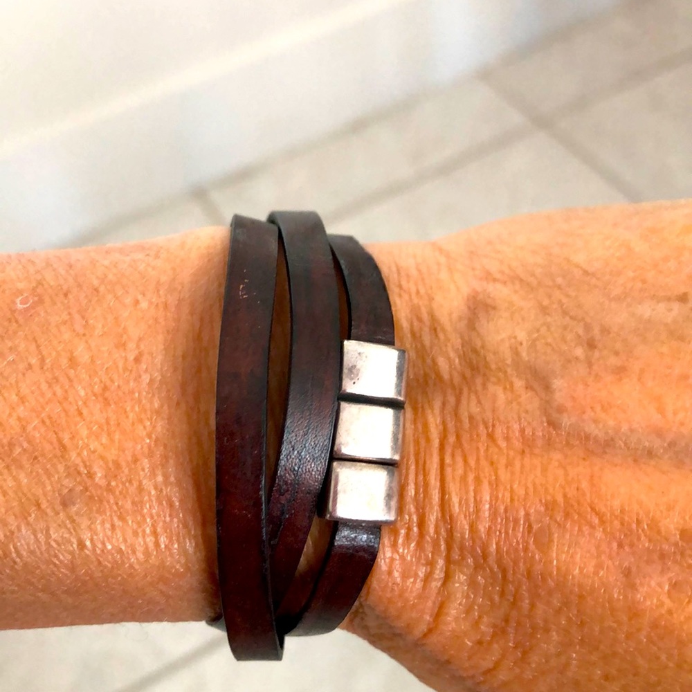 Women dark brown flat leather bracelet with antique stainless steel closure